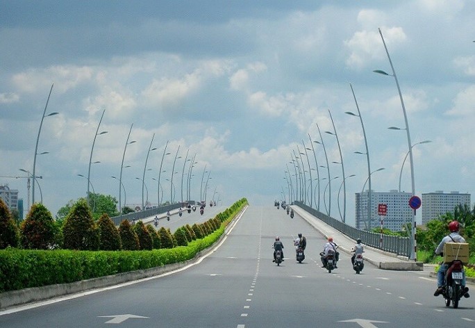 Cầu Thủ Thiêm 1